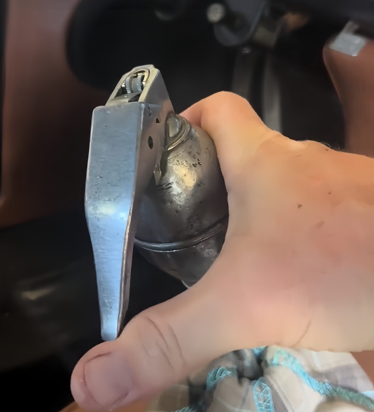 Grenade-shaped car gear shift knob